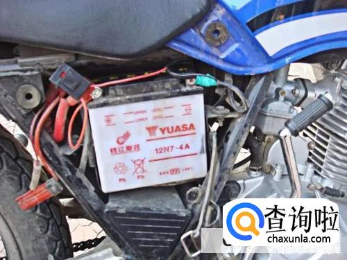 摩托车电池不存电如何修复