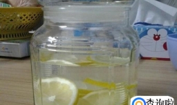 如何正确使用柠檬水洗脸