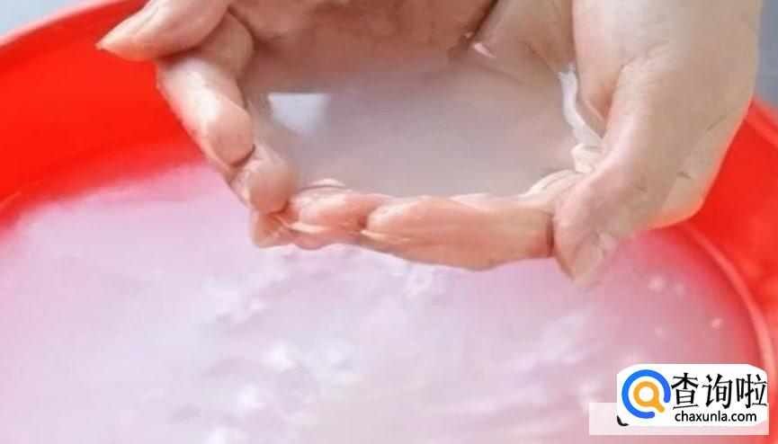 地板黄怎么样才能更发亮