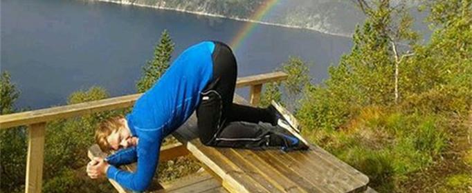 彩虹屁是什么梗