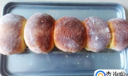 家常简单的烤面包
