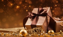 女朋友生日送什么礼物比较好？