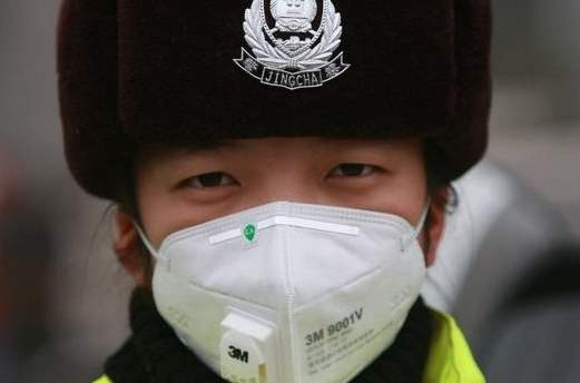 正确戴口罩五步法