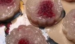 如何自己在家做冰皮月饼？