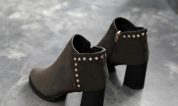 毛呢外套大衣如何搭配