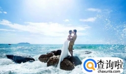 拍婚纱照当天选几套衣服合适？