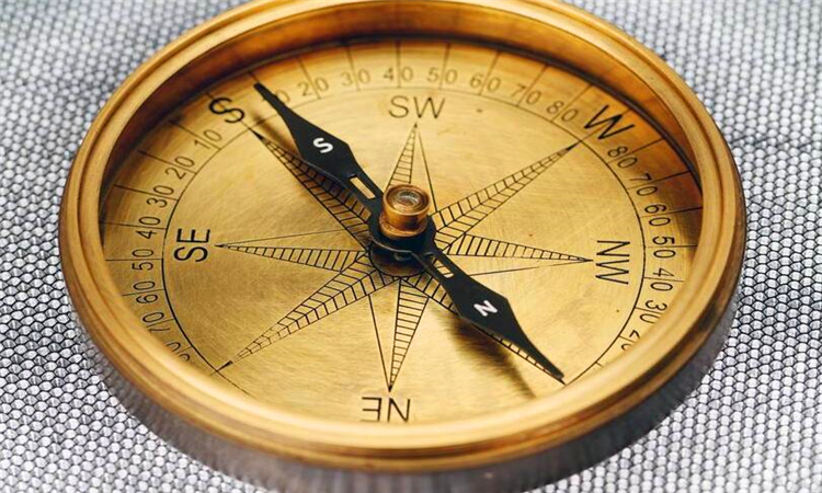 辨别方向的办法有哪些