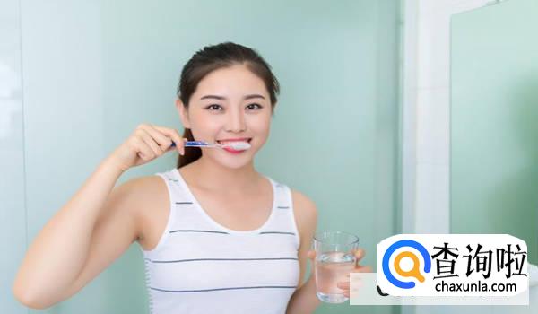 饭后应怎样去除口腔蒜味葱味