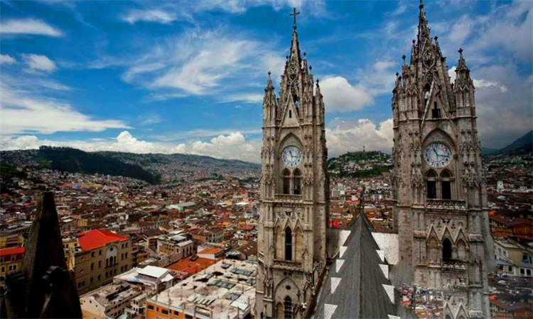 厄瓜多尔人口和面积