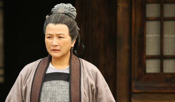 岳飞的故事主要讲了什么