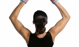 单杠的练习方法图解