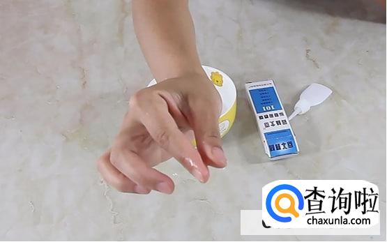 502胶水把手粘住了巧解决