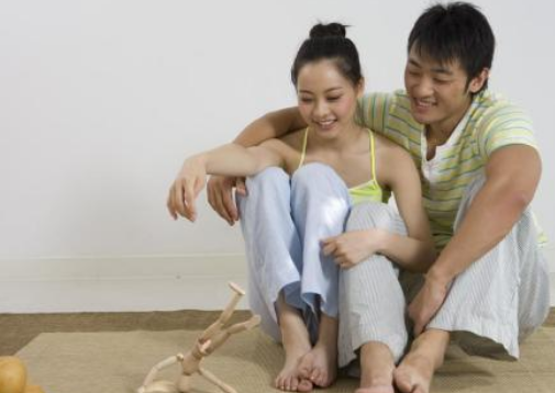 男朋友说肚子疼怎么安慰