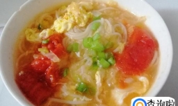 白菜丝西红柿鸡蛋面的做法
