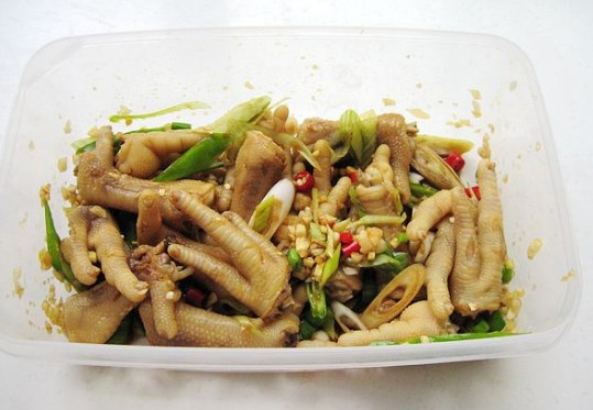 凉拌凤爪的做法
