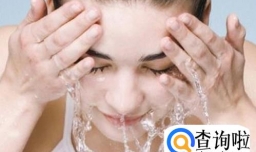 怎样正确使用爽肤水