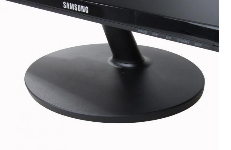 如何选择高质量的显示器外接屏幕?