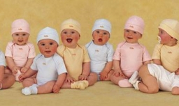 关于小孩满月的祝福语有哪些？