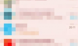 如何在手机QQ视频时开启或关闭自己的摄像头。