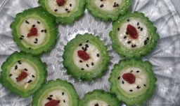 怎样做美味的苦瓜酿香蕉？