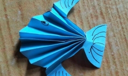 如何折成一只扇子鱼