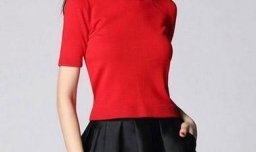 红色衣服怎么搭配好看