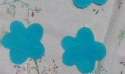 怎样用不织布diy小花朵