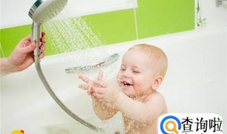 新生儿能不能每天洗澡