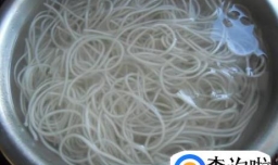 酸辣粉的做法教程