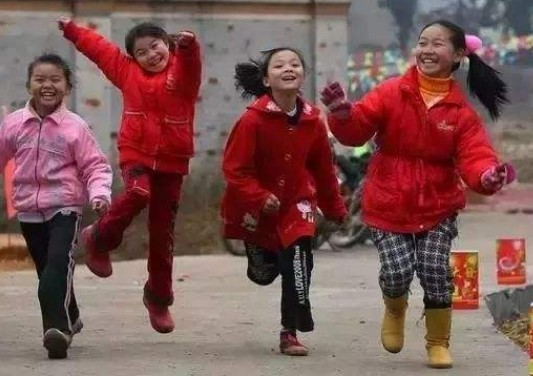 过年穿新衣服的寓意