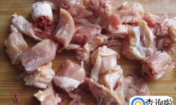 南瓜鸡腿焖饭怎么做