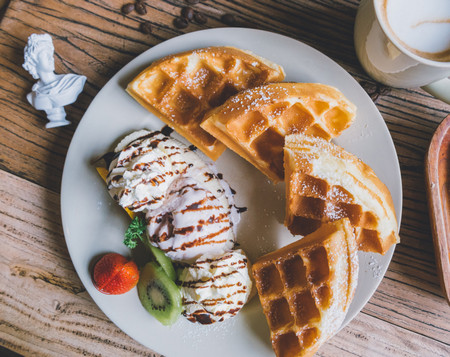 电饭煲蛋糕为什么蒸起来了又馅下去