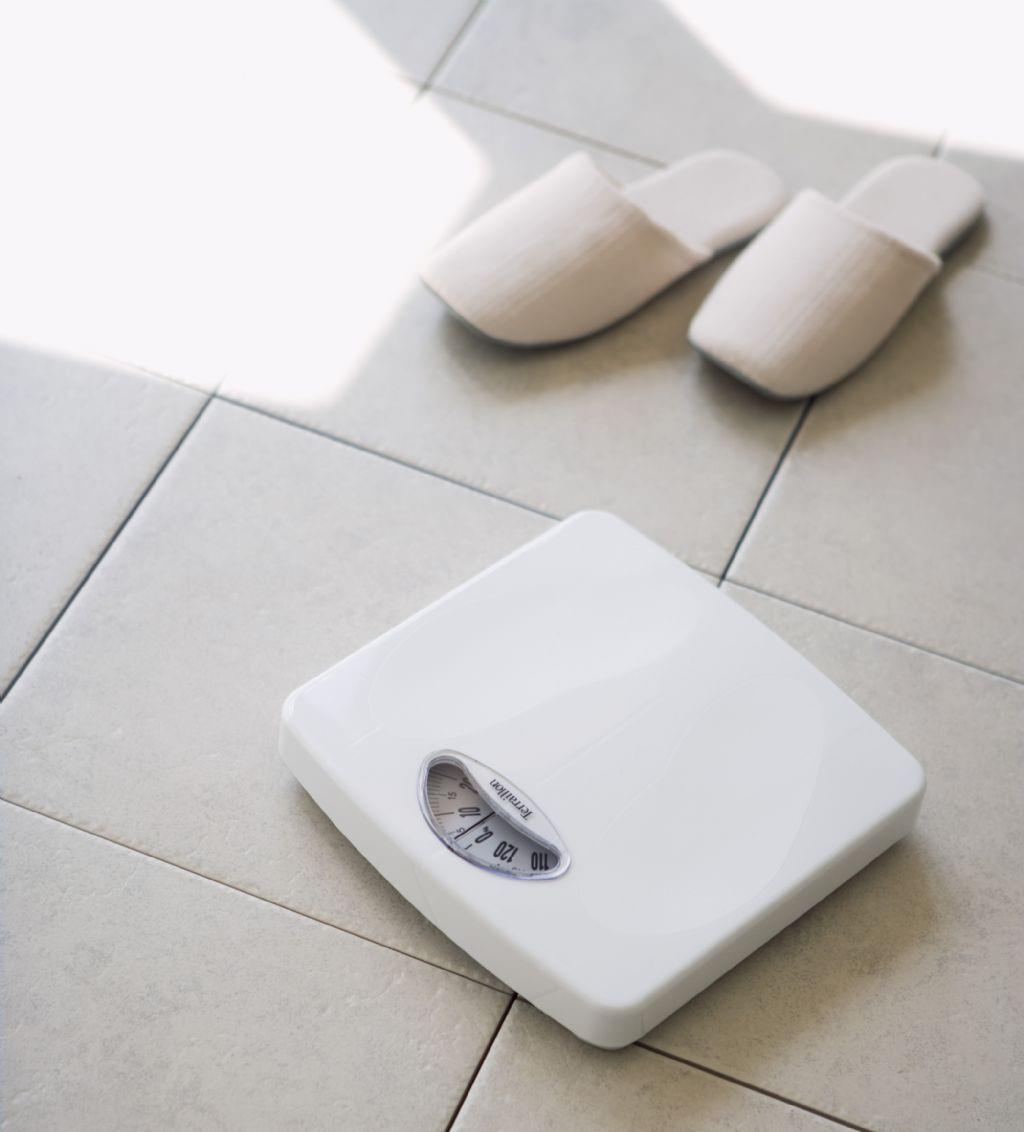 起床为什么体重特别轻