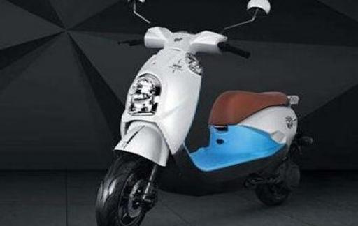 雅迪电动车转把如何拆卸