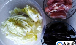 肉丝木耳炒娃娃菜