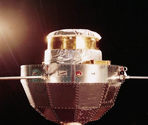 中国第一颗人造卫星