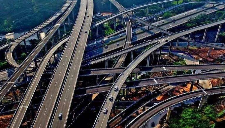 重庆是不是一线城市