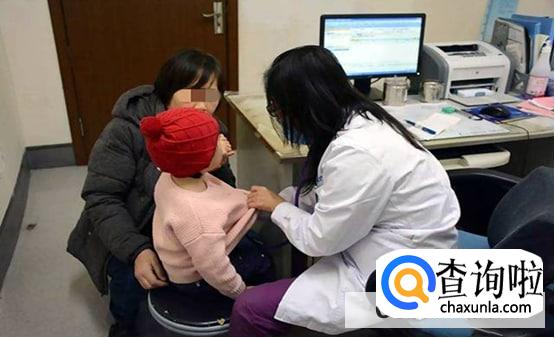 婴儿吐奶该怎么护理