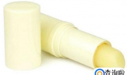 一种简单让眼睫毛长长的方法