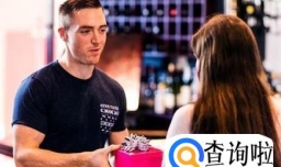 追女孩子的时候送什么礼物好