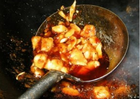 宫爆鸡丁的做法