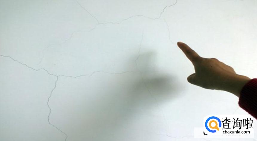 墙上有裂缝怎么办