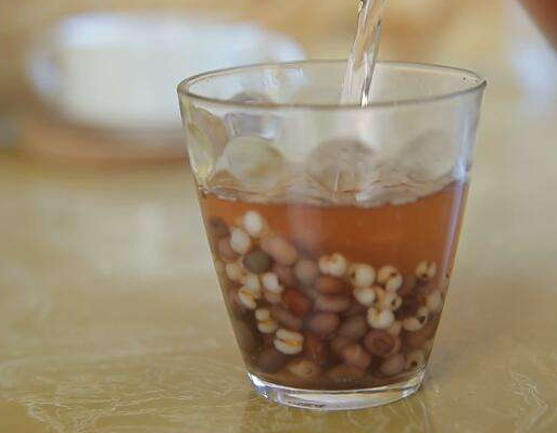 薏仁泡水喝功效和作用