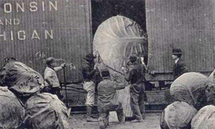 浮夸是什么意思