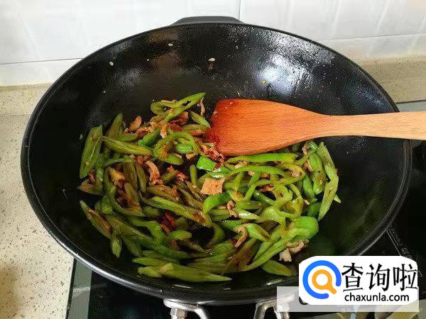 四季豆炒肉的做法