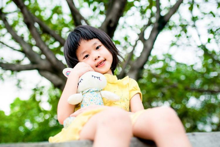 姓朱女孩有涵养的名字，女孩名字大全，	朱姓女孩独特好听名字