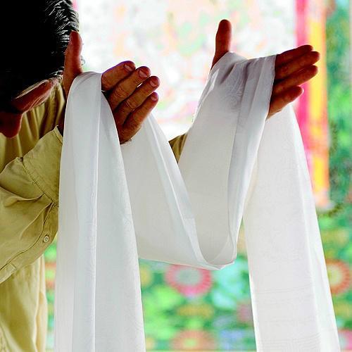 献哈达是哪个民族的礼节