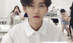 韩式男生中分发型