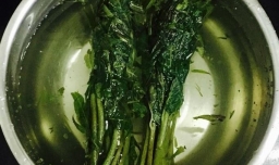 香椿炒鸡蛋的家常做法