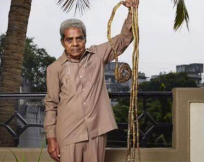 世界上最长的指甲